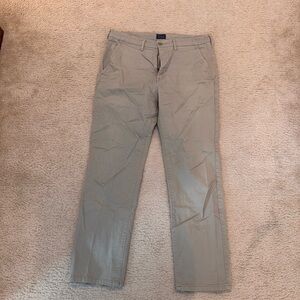 Levi's Khaki Chino Pants Men's W34/L32 Classic Smart Everyday‎ Essential